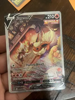 Flareon V SWSH179 SWSH: Sword & Shield Promo Cards Holo - Image 1