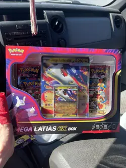 Mega Latias EX box Pokemon - Image 1