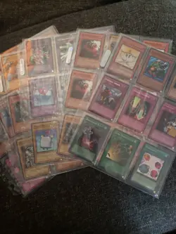 Vintage Yugioh Binder Pages Collection Holos Rares 1st Ed Mokey Mokey Harpies ++ - Image 1