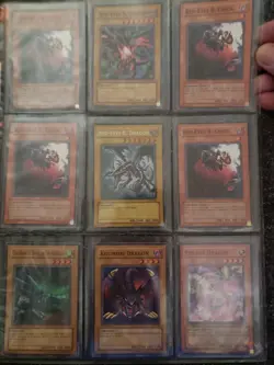 Vintage Yugioh Binder Pages Collection Holos Rares 1st Ed Mokey Mokey Harpies ++ - Image 3