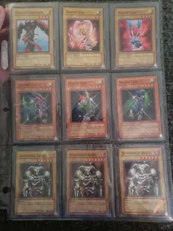 Vintage Yugioh Binder Pages Collection Holos Rares 1st Ed Mokey Mokey Harpies ++ - Image 5