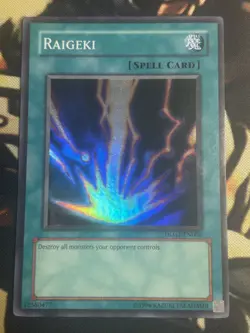 Yugioh: Raigeki - DLG1-EN006 - Super Rare - Unlimited - LP - Image 1
