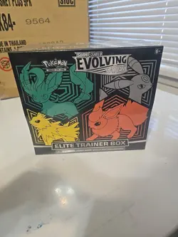 pokemon cards etb evolving skies booster box - Image 1