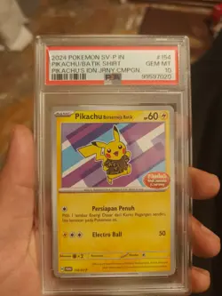 PSA 10 - Pikachu Berkemeja Batik 154/SV-P - Indonesia Journey Promo Pokemon - Image 2