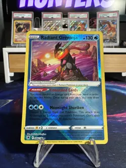Pokemon TCG Radiant Greninja Holo Rare Card 046/189 Swsh10: Astral Radiance - Image 1