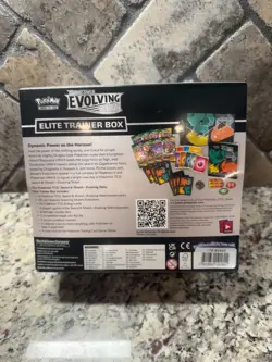 Pokemon TCG Sword and Shield Evolving Skies Elite Trainer Box ETB Sealed - Image 2