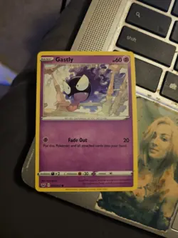 Gastly (Common) Sword And Shield Base Set Pokemon Card - Image 1