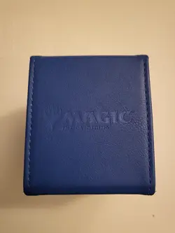 Ultra Pro Blue Dragon Deck Box with Red Emblem - Image 2