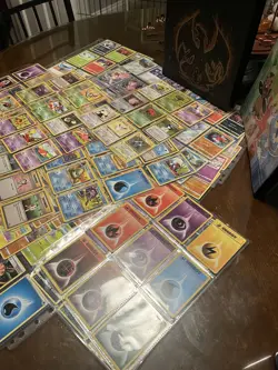 1999 HUGE Pokemon lot Vintage Pokemon 200+ Cards Base Set Jungle Fossil 1st Holo - Image 1