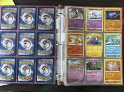 Pokemon Binder With Mixed Lot Of 158 Cards - Image 4