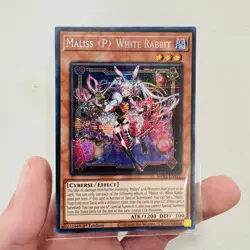 Yugioh! TCG - Maliss P White Rabbit - Prismatic Secret Rare - MP25-EN122 NM - Image 1