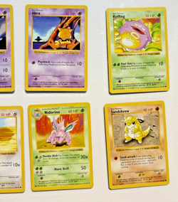 8 SHADOWLESS BASE SET POKEMON TCG LOT RARE VINTAGE CARDS WOTC 1999 LP-NM - Image 4