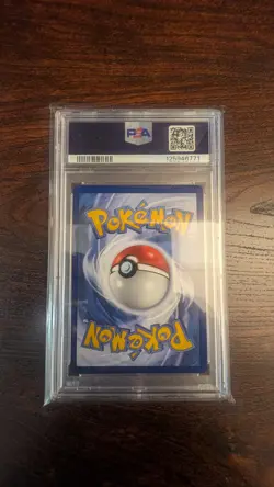 Raikou v Crown Zenith Galarian Gallery Holo Ultra Rare Card GG41/GG70 PSA 8 - Image 2