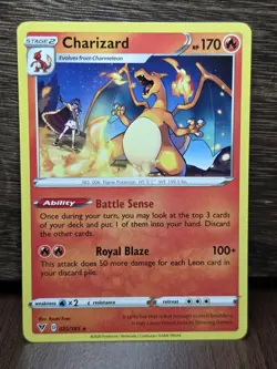 Charizard 25 / 185 Pokemon Vivid Voltage 2020 Near Mint Non Holo Rare - Image 1