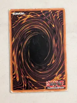 Dark Magician | SDY-006 | Ultra Rare | MP | Yugioh Trading Card - Image 2