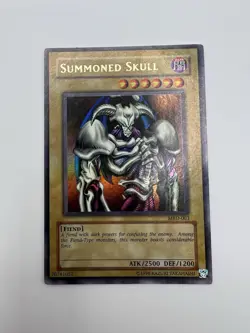 Vintage Yu-Gi-Oh! Summoned Skull (MRD-003 Unlimited Metal Raiders ) Foil Bleed - Image 1