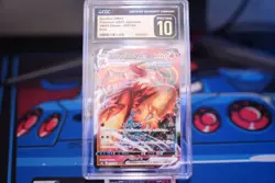 2021 POKEMON VMAX CLIMAX - HOLO - JPN #020/184 BLAZIKEN VMAX CGC 10 PRISTINE - Image 1