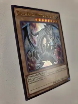 Blue-Eyes White Dragon LCKC-EN001 (Version 1) LOB Art Yugioh Ultra Rare Mint - Image 2