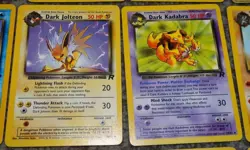 POKEMON TEAM ROCKET NON-HOLO LOT 51 of 65 CARDS 2000 - Image 3