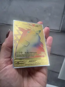 2020 Pokemon Pikachu VMAX Gold Foil Card 044/185 IGAMEFREAK - Image 3