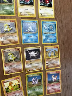 Pokemon vintage lot 24 cards base set jynx charmander WOTC - Image 4