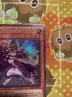 1x Yu-Gi-Oh! Beat, Bladesman Fur Hire - DASA-EN017 - SecretRare - NM - Unlimited - Image 3