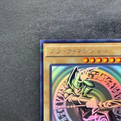 NM Dark Magician 20AP-JP101 Holographic-Parallel Rare Ghost YuGiOh 2650 - Image 2