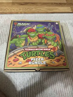 NYCC 2025 - MTG X TEENAGE MUTANT NINJA TURTLES PIZZA BOX WITH PROMO X4 PLAYSET - Image 2