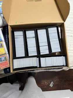 Lot of 100 Pokemon cards, No energy, No Duplicates - Image 2