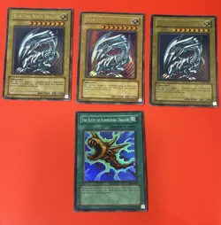Blue Eyes White Dragon SDK-001 Yugioh LP-MP Lot Of 3 - Image 1