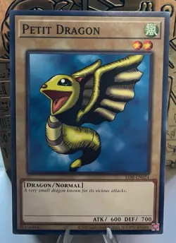 Petit Dragon LOB-EN024 Legend of Blue Eyes White Dragon 25th Yugioh! NM - Image 1