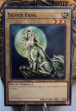 Silver Fang LOB-EN010 Legend of Blue Eyes White Dragon 25th Yugioh! NM - Image 1