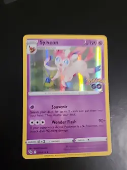 Sylveon 035/078 Holo Rare Pokemon GO Pokemon Card NM - Image 1