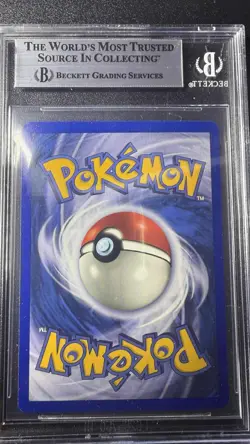 Pokemon Moltres Legendary Coll. Reverse Holo Rare #30 BGS 8.5 NM/M+ - Image 2