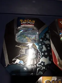 Pokemon TCG Eevee Evolutions Tin - 2021 (3pk set)) 820650829055 - Image 4
