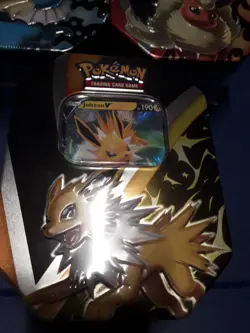 Pokemon TCG Eevee Evolutions Tin - 2021 (3pk set)) 820650829055 - Image 5
