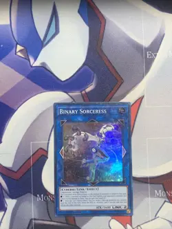 Yugioh! NM Binary Sorceress - SDCL-EN043 - Super Rare - 1st Edition - Image 1