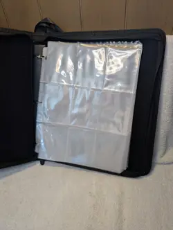 Ultra PRO: MAGIC THE GATHERING Mana (9-Pocket Zippered PRO-Binder) [ULP 19262] - Image 2