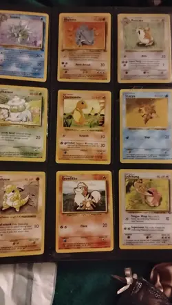 Pokemon TCG Binder Collection Lot New An Vintage Cards C Pics - Image 2