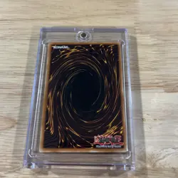Dark Magician SDY-006 Starter Deck: Yugi Ultra Rare - Image 2