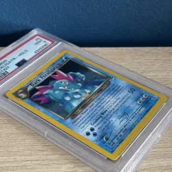PSA 9 Dark Feraligatr Holo Rare 5/105 Neo Destiny MINT Graded Pokemon Card TCG - Image 2