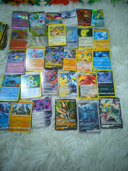 Lot of 105 multiple pokemon cards - Image 2