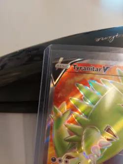 Pokemon TCG Tyranitar V 154/163 Battle Styles Full Art LP Rare - Image 2