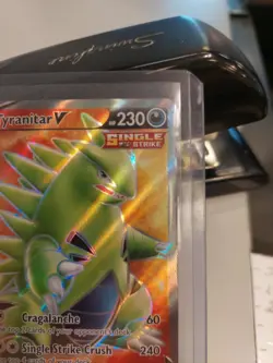 Pokemon TCG Tyranitar V 154/163 Battle Styles Full Art LP Rare - Image 3