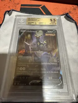UMBREON V - BGS 9.5 - 2021 POKEMON - SWORD & SHIELD EVOLVING SKIES #189 FULL ART - Image 1