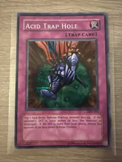 Yu-Gi-Oh Acid Trap Hole DDS-005 Secret Rare Light Play Condition - Image 1