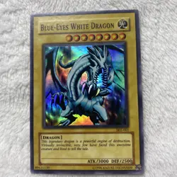 Blue-Eyes White Dragon SKE-001 Super Rare Yugioh Card. Foil/Holo 2004 - Image 1