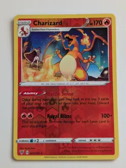 Charizard 025/185 Swsh04: Vivid Voltage Reverse Holo Pokemon TCG NM - Image 1