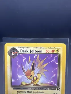 2000 Pokemon - Dark Jolteon #38/82 Team Rocket WOTC Vintage Eeveelution - Image 3