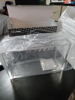 Ultra Pro UV Protected Acrylic Booster Box Display Magic the Gathering - Cracked - Image 4